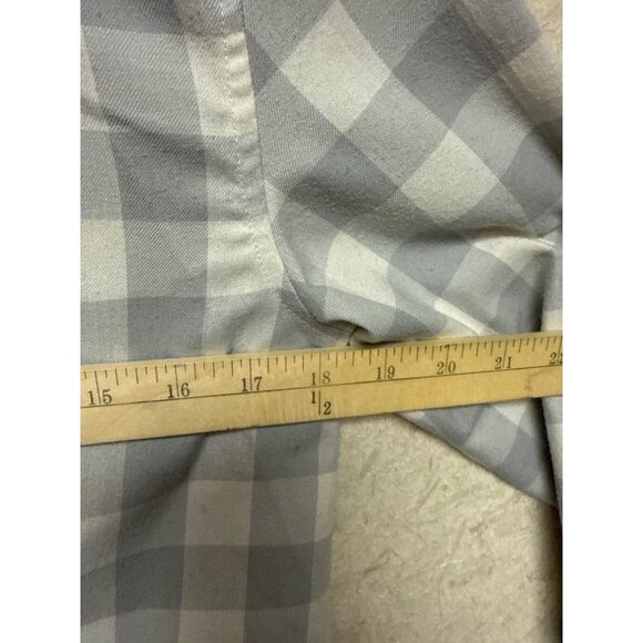 Vineyard Vines Women's Shirt Performance Relaxed Button Down Grey Plaid Size 2 - Picture 6 of 9